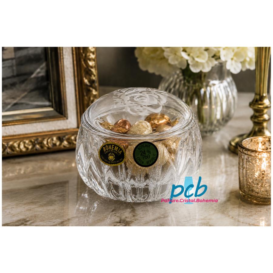 Bombonieră din cristal Bohemia gravură capac "Floare", 7.6 cm