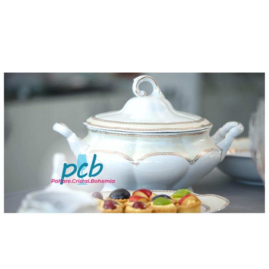 SOPHIA – Supieră din porțelan cu capac, 2,8 l