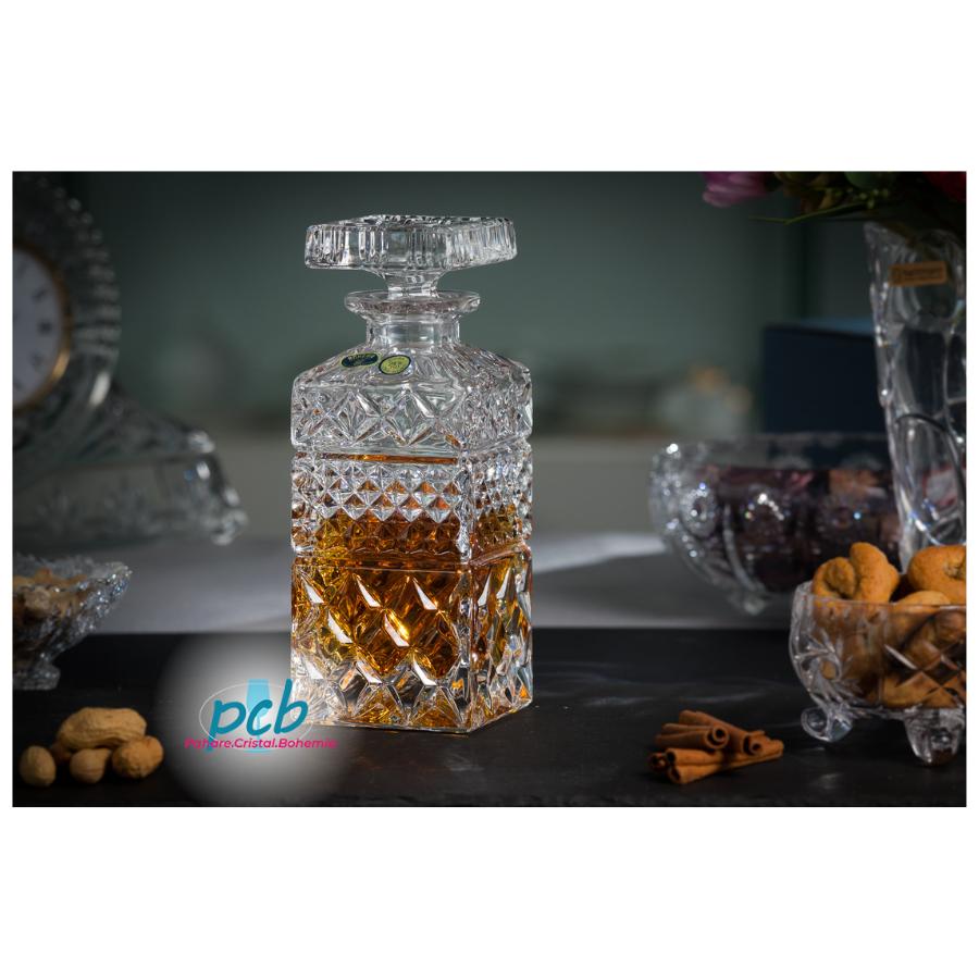 MADISON – Decantor de whisky din cristal Bohemia, 700 ml