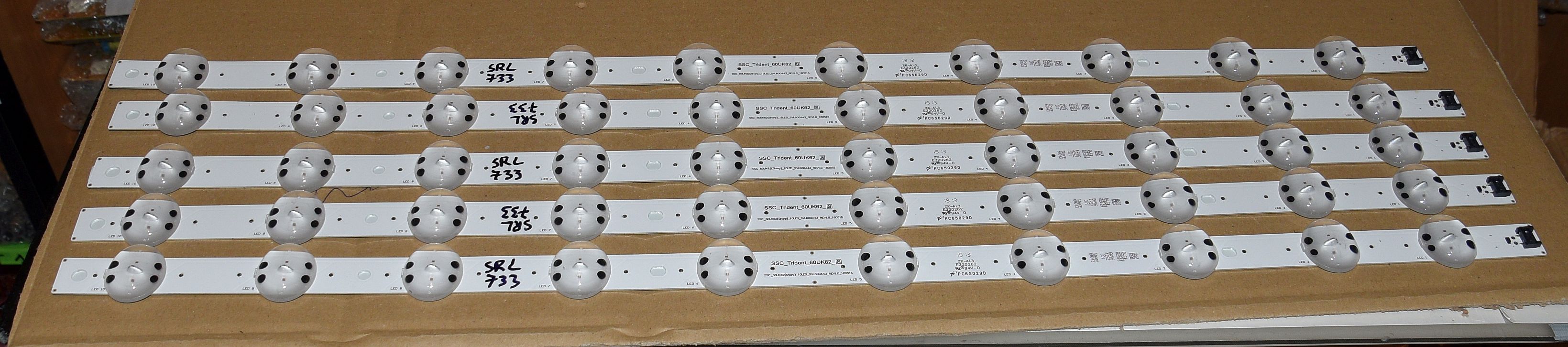 SSC_60UK62(Sharp)_10LED_SVL600A43_REV1.0_180515 pozitia SRL733