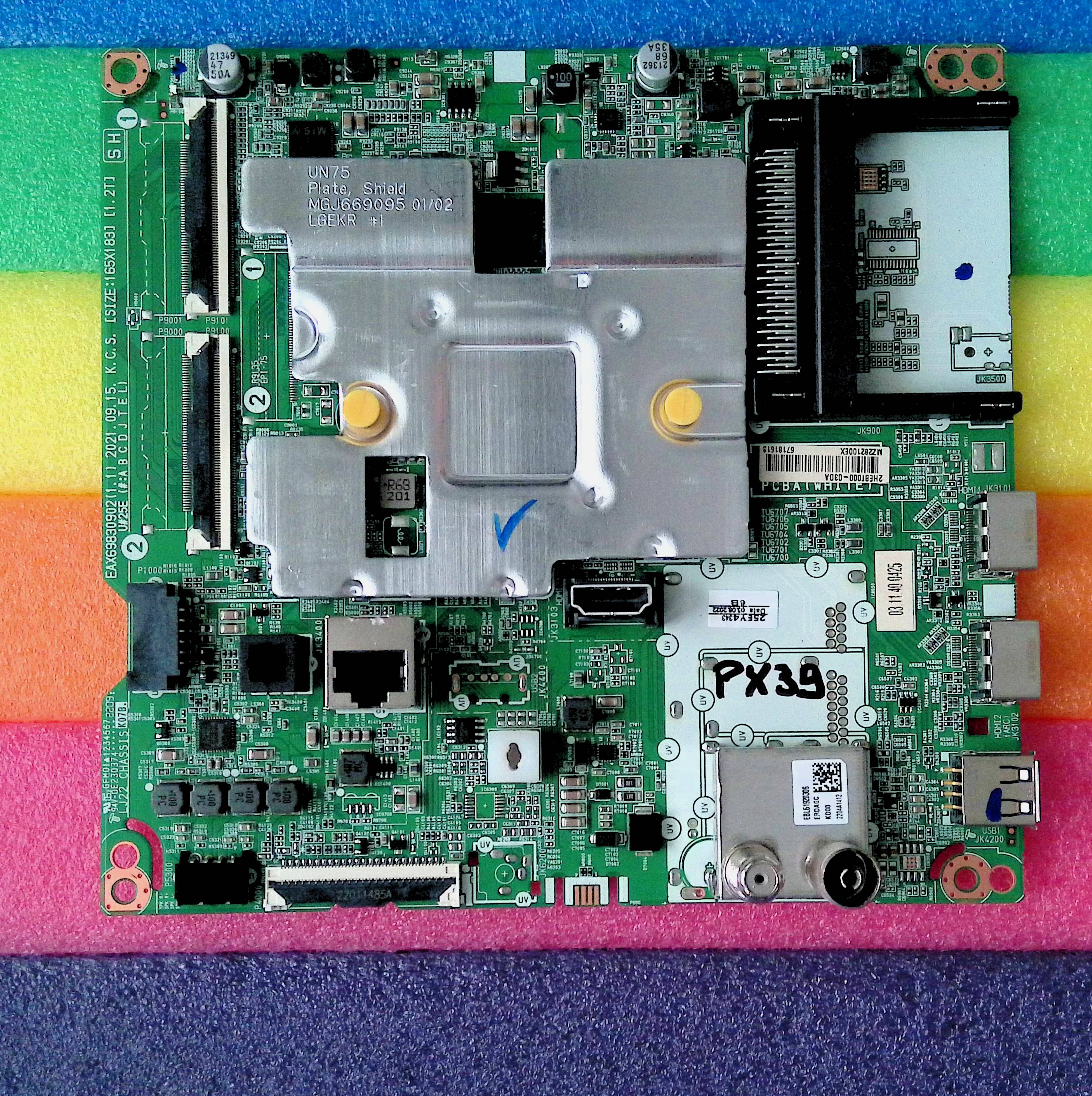 EBT67181613 = LJ22 CHASSIS = EAX69830902(1.1) - pozitia PX120