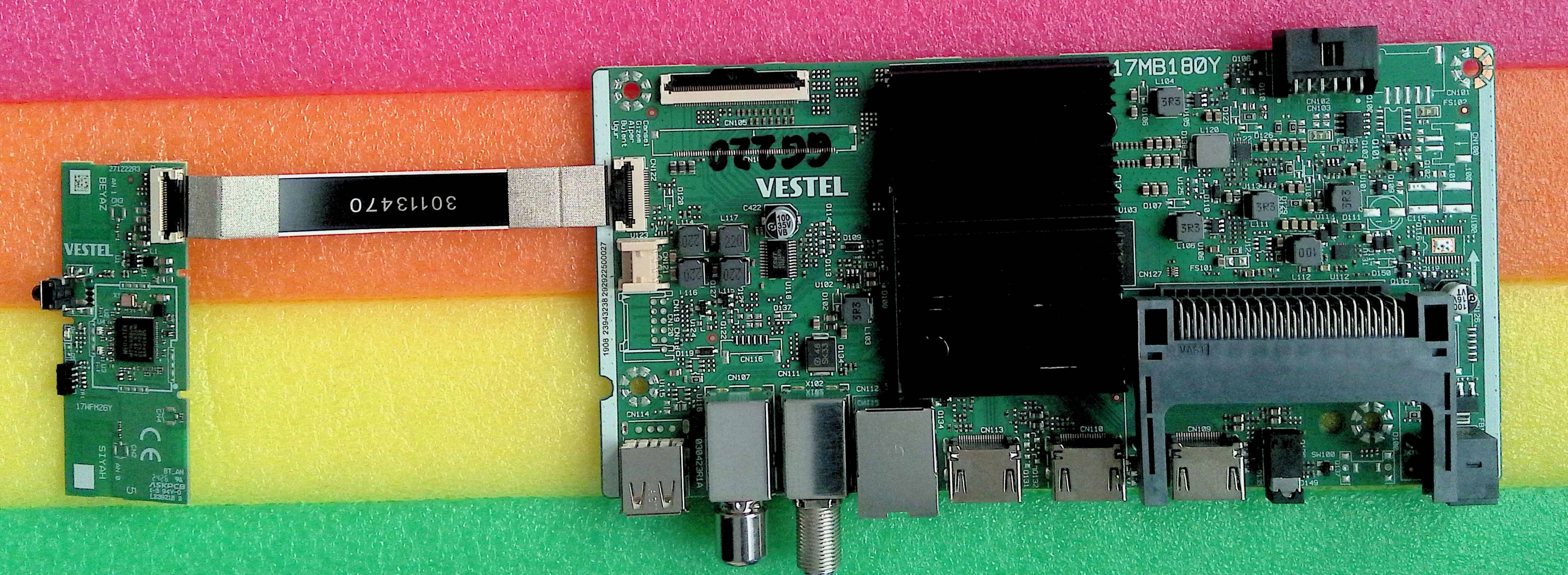 17MB180Y + 17WFM26Y SMART 4K - pozitia GG220 GG422 GG557 GG935