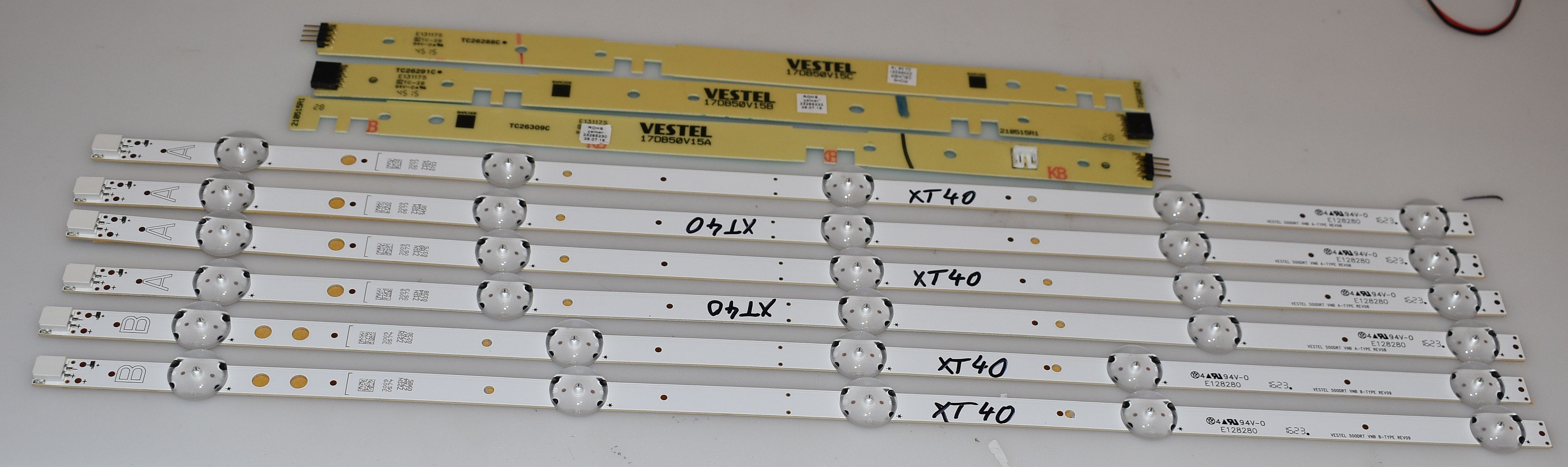 VESTEL 500DRT VNB A-TYPE REV08 + VESTEL 500DRT VNB B-TYPE REV09 - pozitia XT40