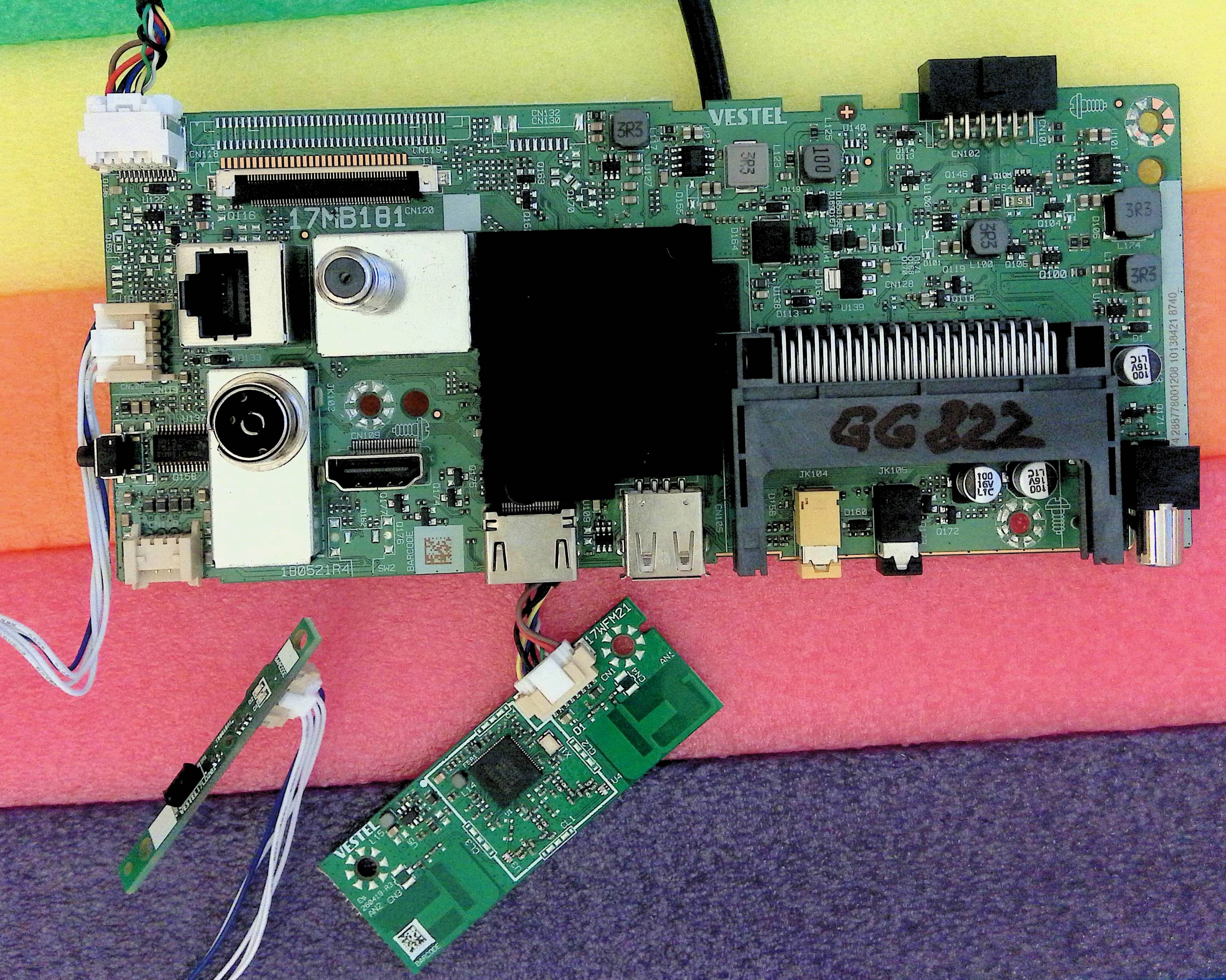 17MB181 Smart HD + 17WFM21 + IR - pozitia GG822