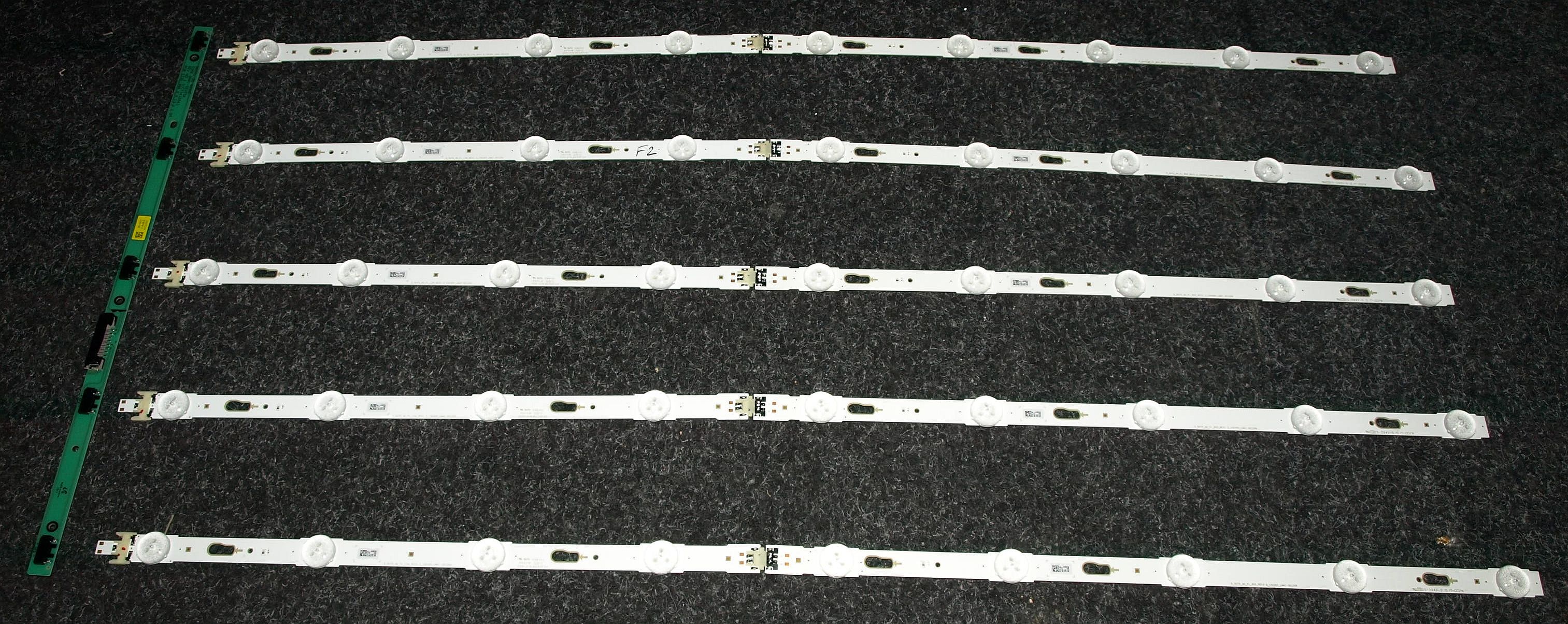 LM41-00120S + LM41-00120R + BN41-02375A - pozitia F02