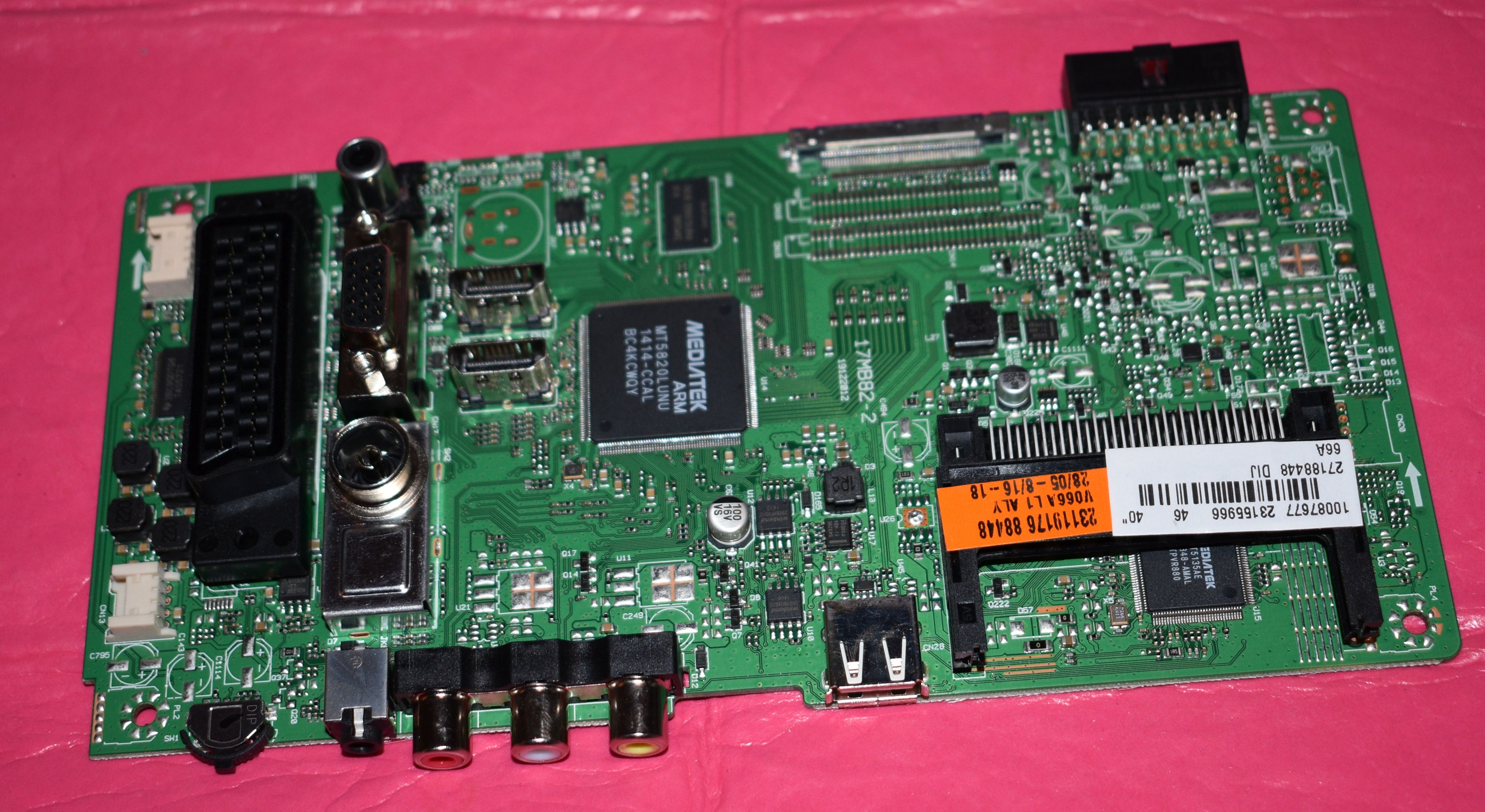 17MB82-2 - conector FHD special - pozitia UK51