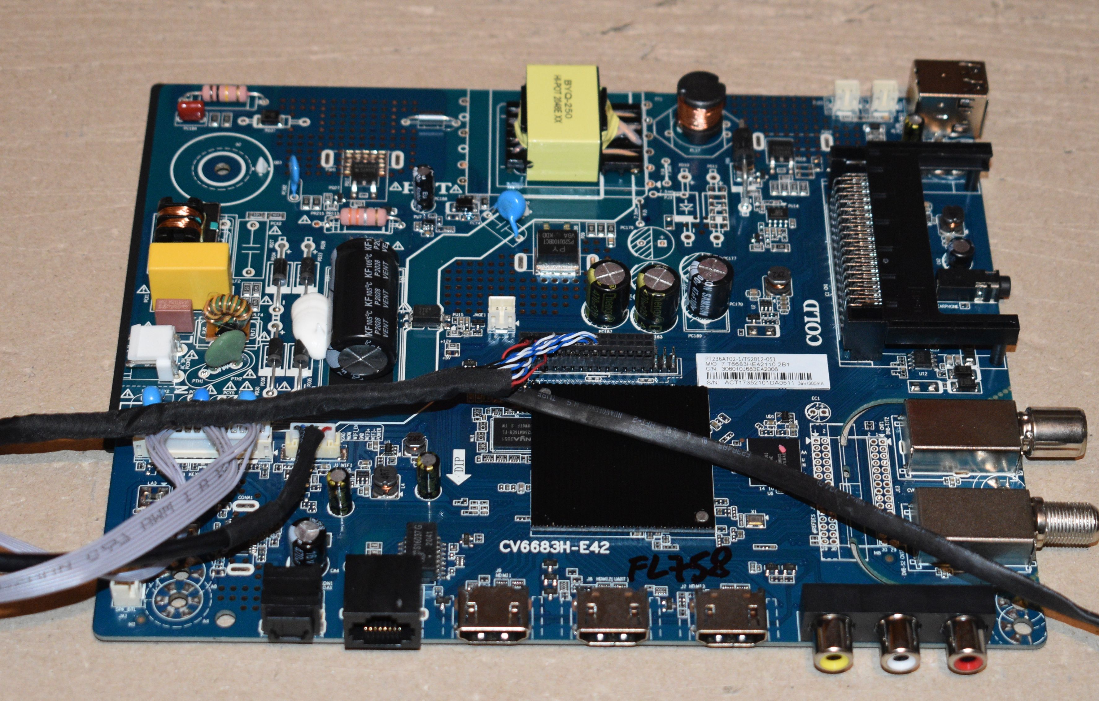 CV6638H-E42 ( ecran HD cu LVDS la 12V ) - pozitia FL761 FL763 FL764 FL765